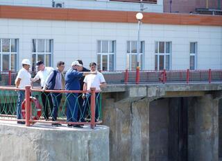 ТУРКЕСТАН: ИЗУЧЕНЫ РАБОТЫ ГЛАВНОГО ГИДРОУЗЛА И ВОПРОСЫ ВОДОСНАБЖЕНИЯ ШАРДАРЫ