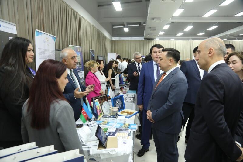 Казахстанские абитуриенты выиграли гранты Азербайджана