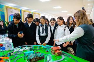 Новые IT-специальности в транспорте и логистике: в Астане проходит международный форум