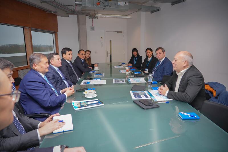 Министр науки и высшего образования РК Саясат Нурбек посетил Coventry University