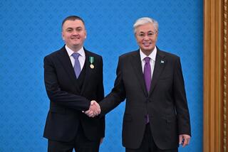 Лукашевич Александр Аркадиевич - директор TOO «Urban School» в городе Астана, награждён медалью «Шапағат»