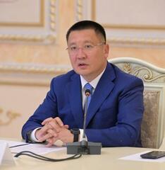 Аким области Асаин Байханов встретился с ветеранами