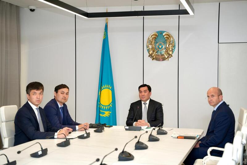 Министр энергетики провел прием граждан