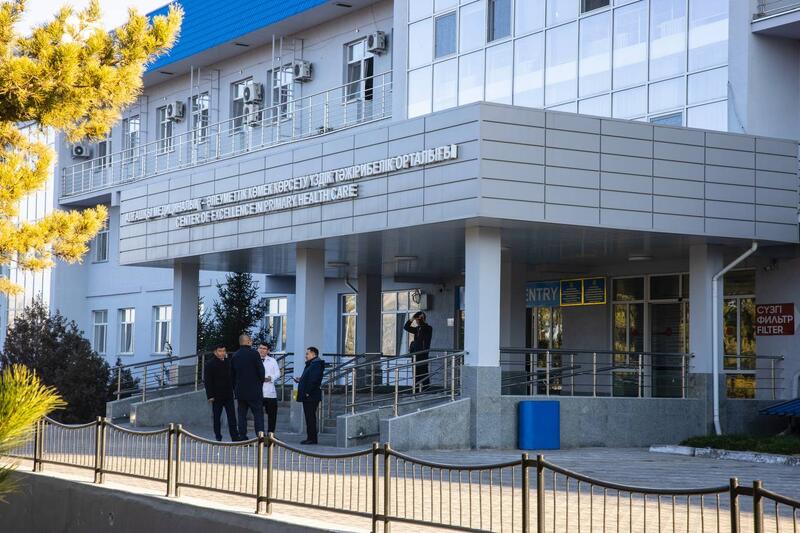 ГЛАВА МИНЗДРАВА ОЗНАКОМИЛАСЬ С РАБОТОЙ ЕНБЕКШИКАЗАХСКОЙ МНОГОПРОФИЛЬНОЙ ЦРБ