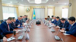 Серик Жумангарин встретился с главой миссии МВФ по Казахстану