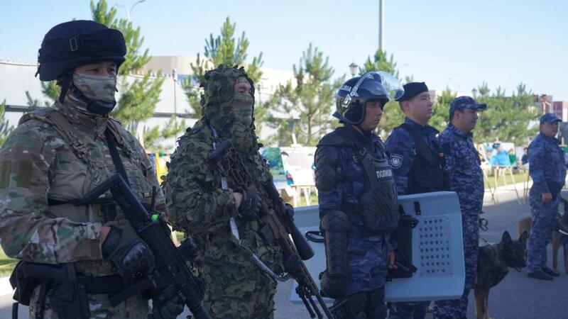 Полицейские организовали незабываемый праздник для детей в Туркестанской области