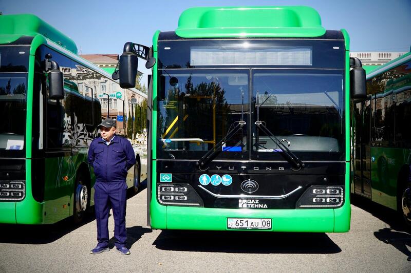 Автопарк Тараза пополнился 24 новыми автобусами