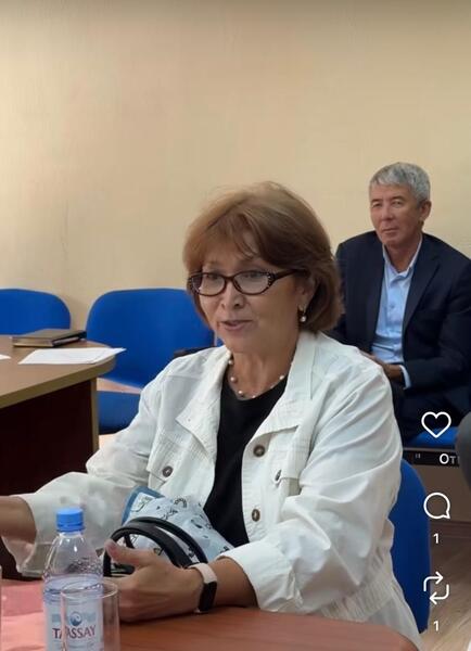 Аким города Балхаш провёл приём граждан по личным вопросам