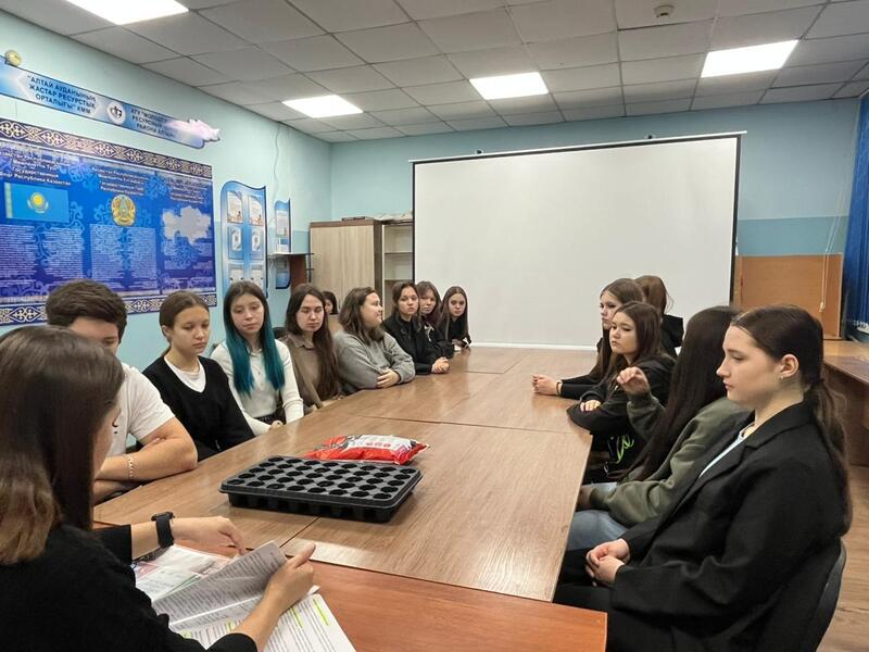 В Алтае ВКО прошёл круглый стол «Чистота природы - будущее страны»