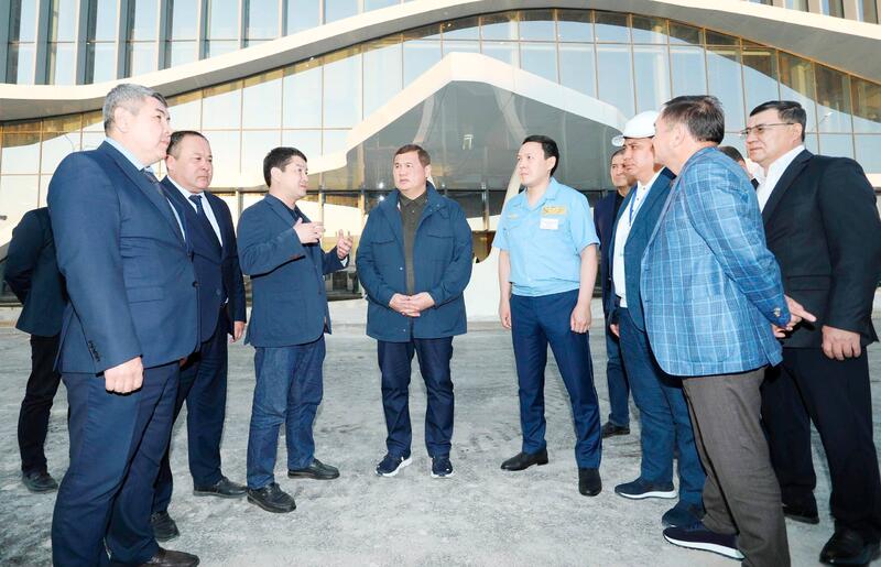 Нурлыбек Налибаев ознакомился с работой стратегических объектов в Мангистау