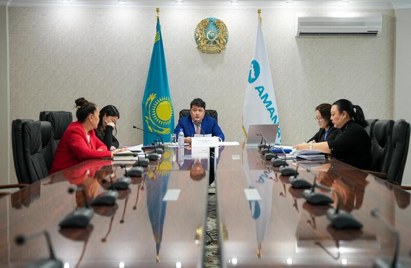 Вице-министр юстиции Даниель Ваисов провёл приём граждан в Республиканской общественной приёмной партии «AMANAT»