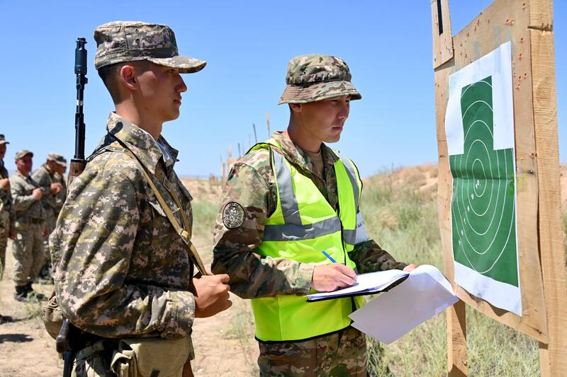 На полигоне «Матыбулак» более 200 военнообязанных повышают уровень огневой выучки