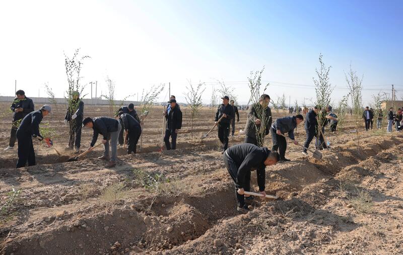 Ербол Карашукеев принял участие в акции «Таза Қазақстан»