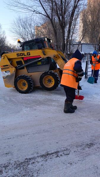 Снегопад в Астане: более 1700 единиц спецтехники задействованы в уборке снега в Астане