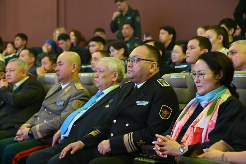 Центральному военному оркестру Вооруженных сил – 30 лет