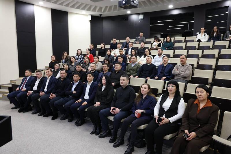 Магистранты Академии правосудия при Высшем Судебном Совете приняли участие в выездной лекции в Суде Международного финансового центра «Астана» (МФЦА)
