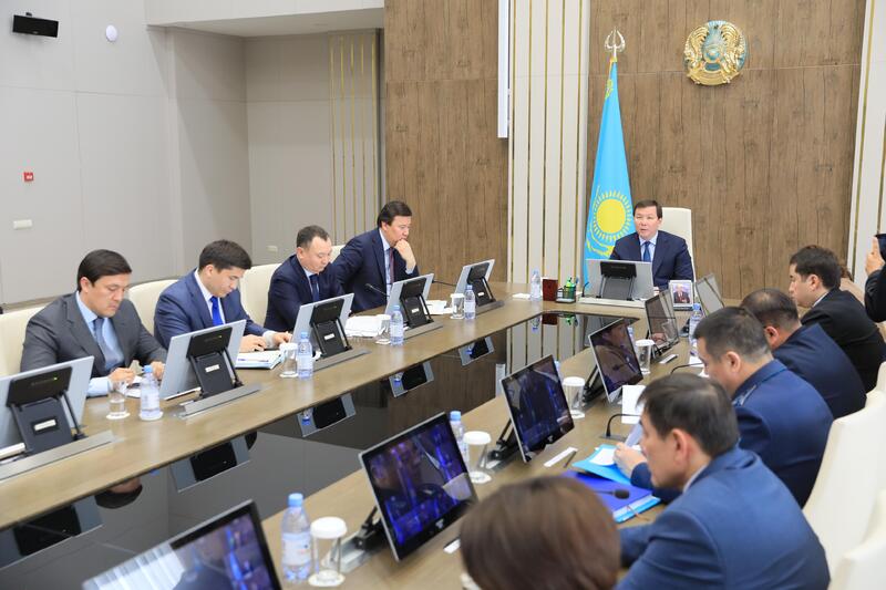 В этом году в области школу заканчивает 10 481 выпускник