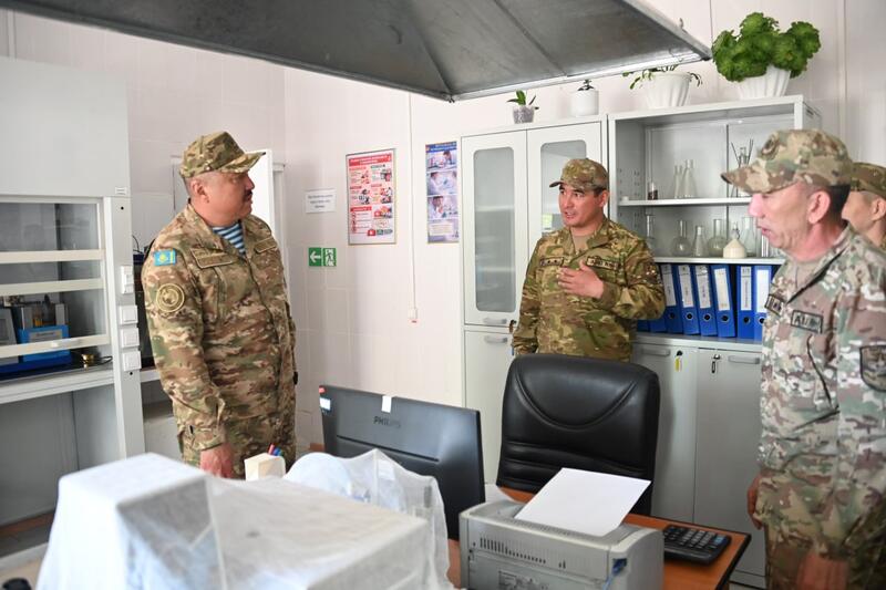 В Абайском гарнизоне обсудили развитие эксплуатационных подразделений армии