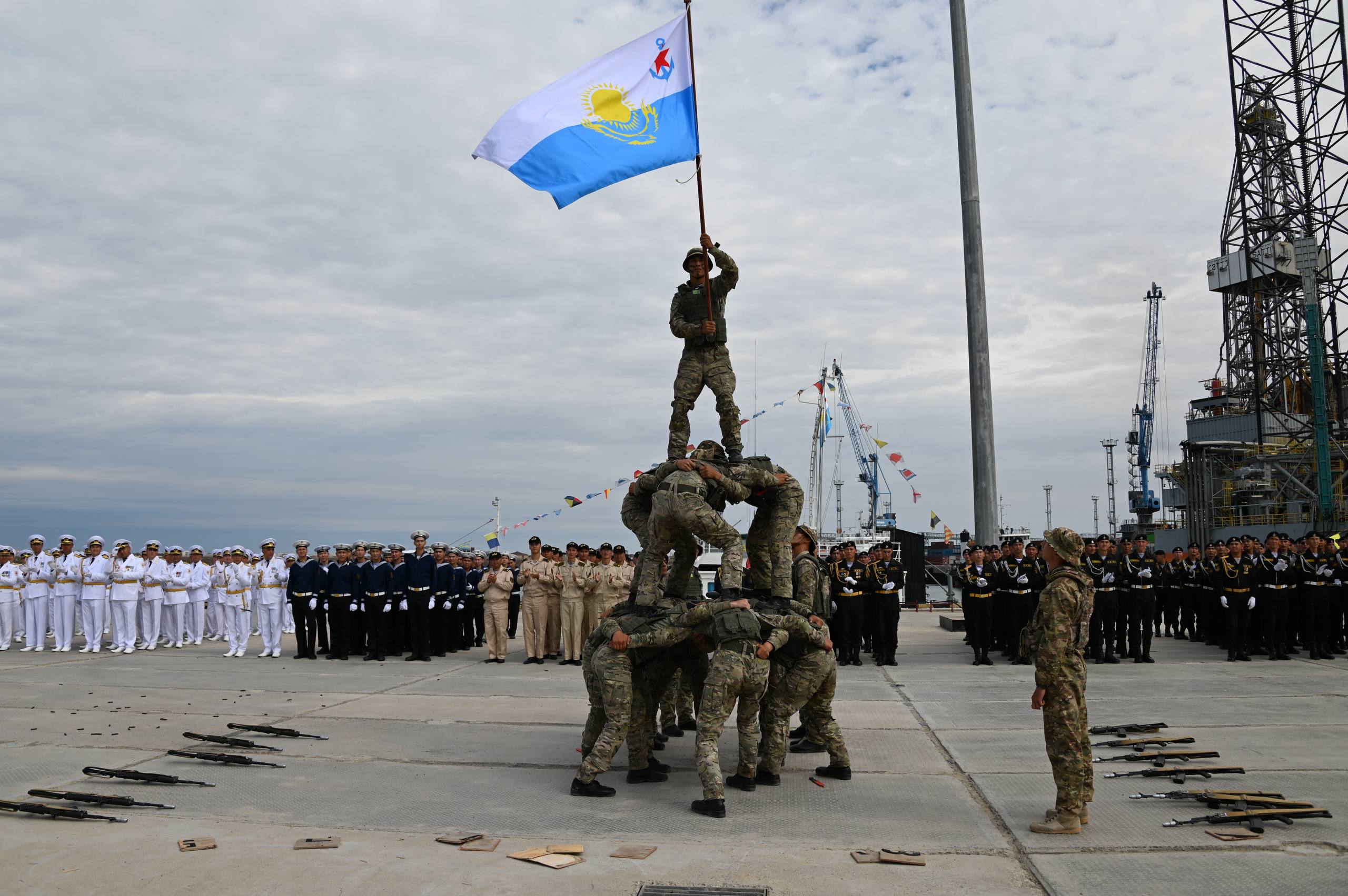 ВМС Казахстана: 30 лет под военно-морским флагом