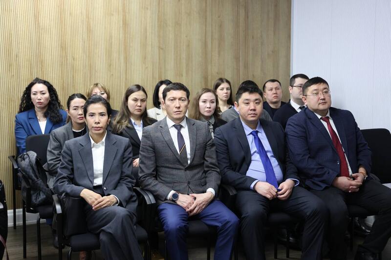 Магистранты Академии правосудия при Высшем Судебном Совете посетили Специализированный межрайонный суд по уголовным делам города Астаны