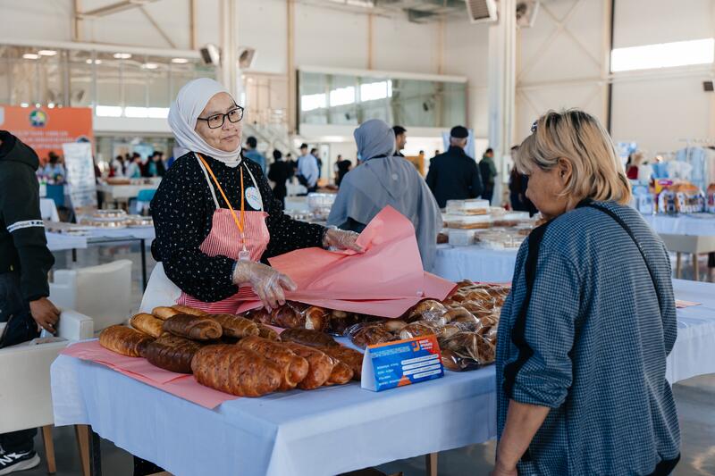 На ярмарке, посвящённой Дню труда, было предложено более 700 вакансий
