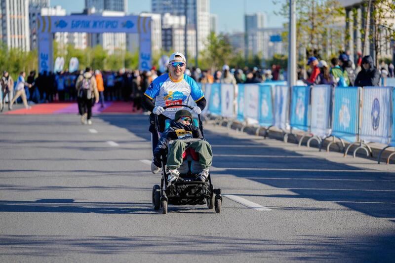 Более 3 тыс. человек приняли участие в забеге ко Дню единства