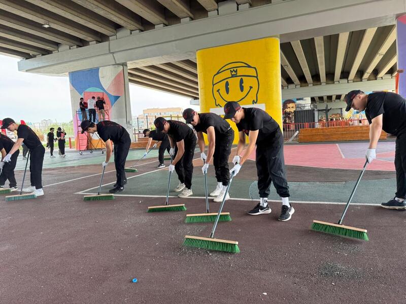 Чистый двор и здоровый образ жизни: в столице стартовал проект «Жаттығу»