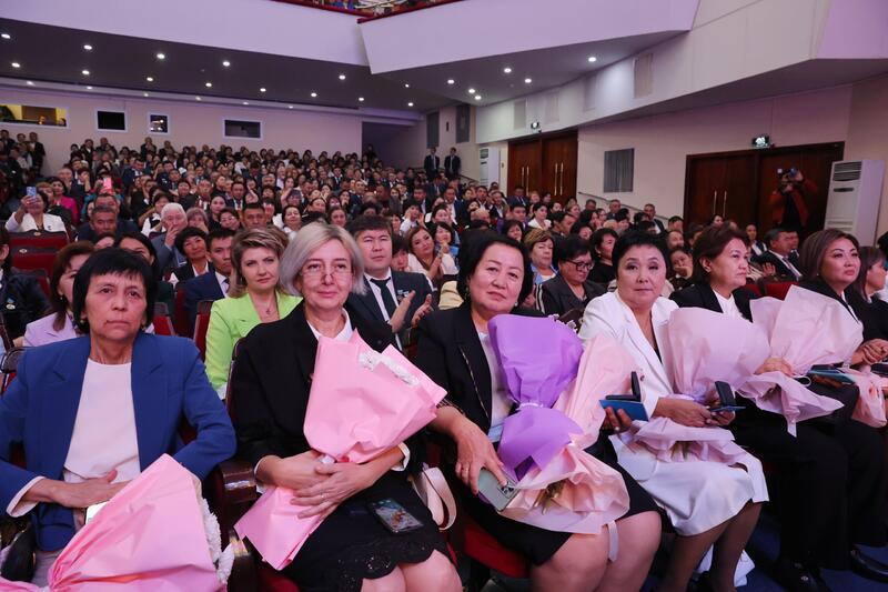 День учителя отметили в Жамбылской области