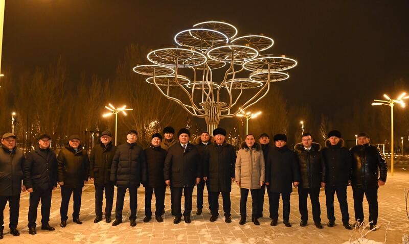 Глава региона ознакомился с ходом реконструкции Президентского парка