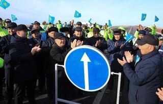 На участке автодороги Актобе – Карабутак – Улгайсын завершен первый этап реконструкции протяженностью 28 км и открыто движение транспорта