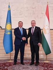 Казахстан и Таджикистан продолжают развивать стратегическое партнёрство и союзничество