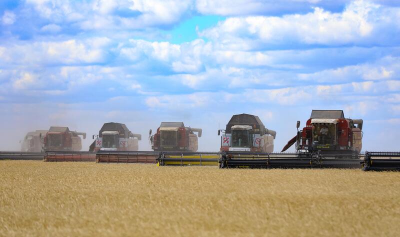 Глава региона Асхат Шахаров с рабочей поездкой находится в Айтекебийском районе