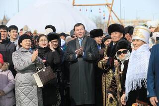 Асхат Шахаров поздравил актюбинцев с Великим Днем Улыса - праздником Наурыз