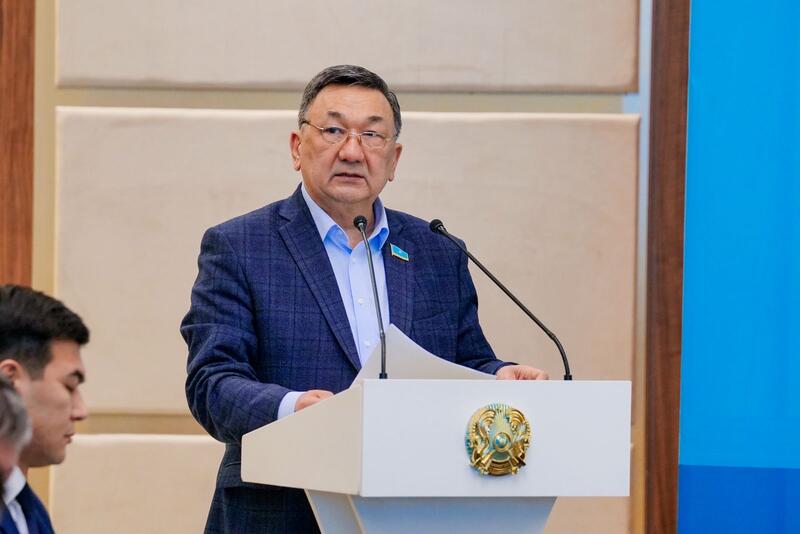 В Астане прошла экспертная встреча по обсуждению проекта новой Конституции