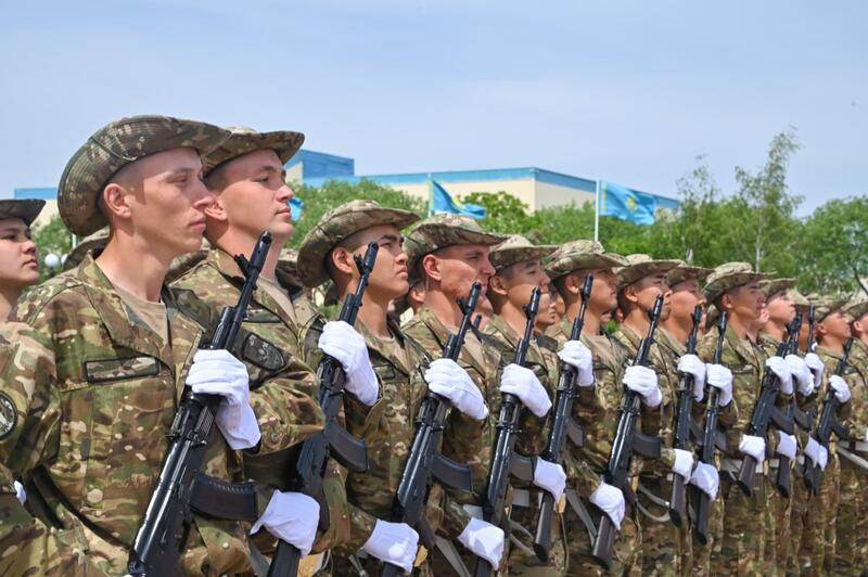 Более четырех тысяч военнослужащих Вооруженных сил приняли Военную присягу