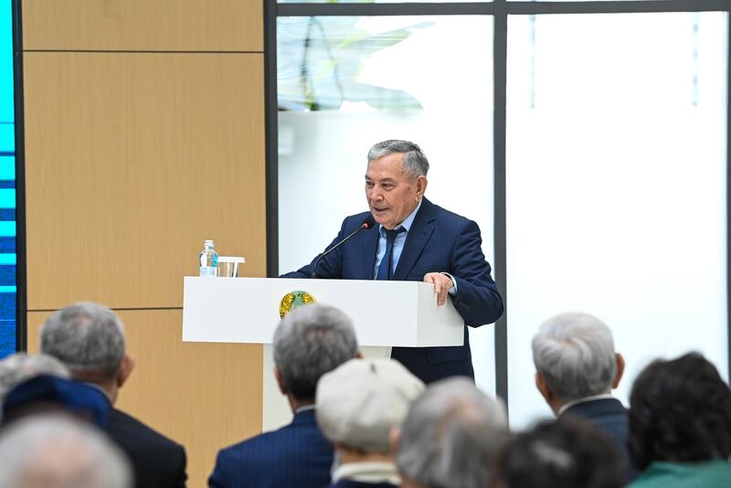 Глава региона встретился с ветеранами и представителями интеллигенции