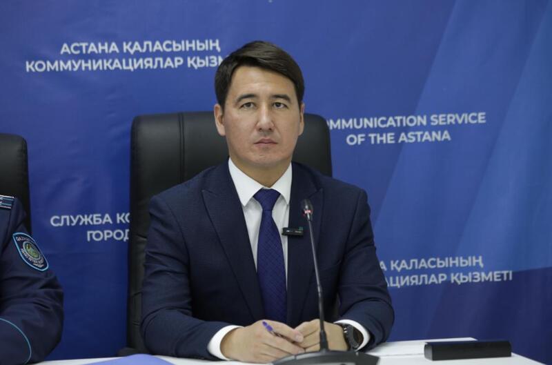 Инструктируют родителей, обходят дома: как в Астане предотвращают падения детей из окон