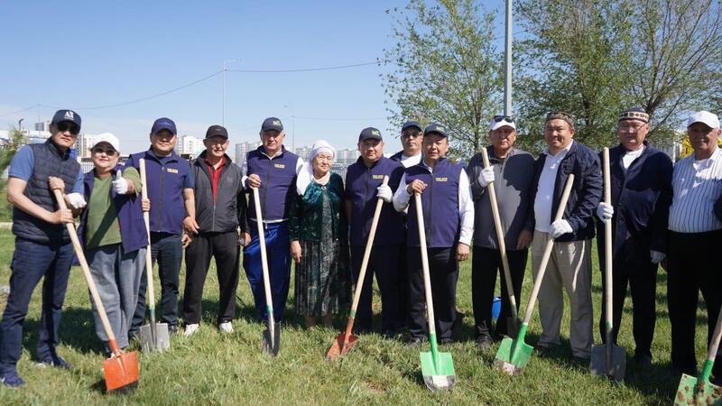 В ОБЩЕГОРОДСКОМ СУББОТНИКЕ В ТУРКЕСТАНЕ ПРИНЯЛИ УЧАСТИЕ ОКОЛО 2 ТЫСЯЧ ЧЕЛОВЕК
