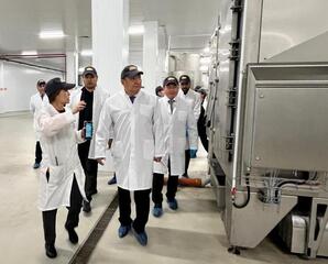 В городе Косшы открылся первый в стране завод по производству полуфабрикатов из мяса птицы