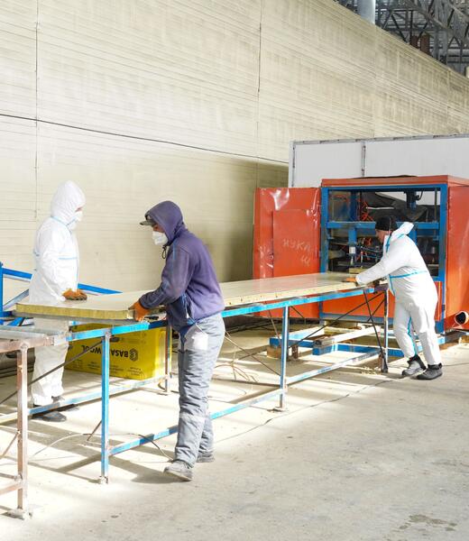 В МАЛОМ ИНДУСТРИАЛЬНОМ ПАРКЕ ТУРКЕСТАНСКОЙ ОБЛАСТИ НАЛАЖЕНО ПРОИЗВОДСТВО КАПСУЛЬНЫХ ДОМОВ И СЭНДВИЧ-ПАНЕЛЕЙ