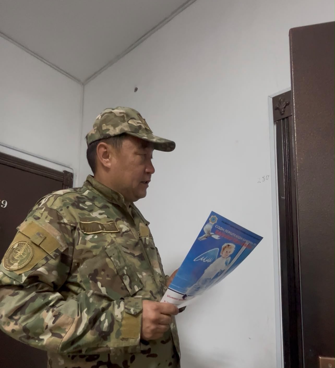 В ШЫМКЕНТЕ ПРОВЕДЕНА ПРОФИЛАКТИЧЕСКАЯ АКЦИЯ ПО ПРЕДУПРЕЖДЕНИЮ ПАДЕНИЯ ДЕТЕЙ ИЗ ОКОН