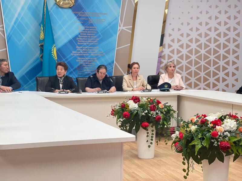 День защиты детей: в столице провели профилактическую встречу со школьниками