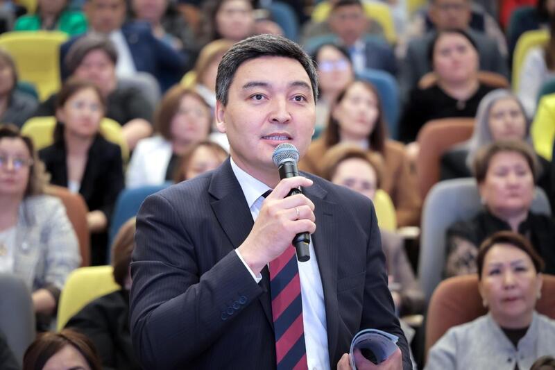 Определены направления развития проекта «Келешек мектептері»