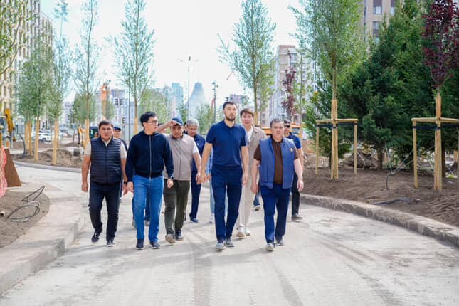 170 дворов и общественных пространств благоустроят в Астане