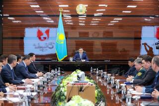 В АКИМАТЕ ШЫМКЕНТА ОБСУДИЛИ ПРОЕКТ НОВОЙ КОНСТИТУЦИИ РЕСПУБЛИКИ КАЗАХСТАН