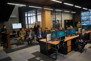 В ВКО государственному инспектору Администрации Президента РК презентовали Региональный аналитический центр