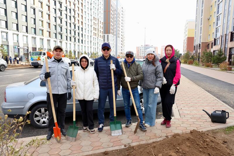 В рамках республиканской экологической акции «Таза Қазақстан» коллектив Высшего Судебного Совета Республики Казахстан принял участие в общегородском субботнике