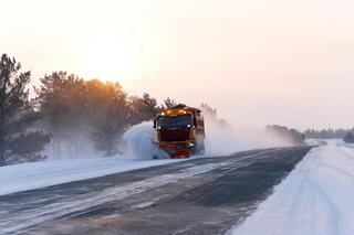 Аким области ознакомился с работой дорожного эксплуатационного участка в Бескарагайском районе