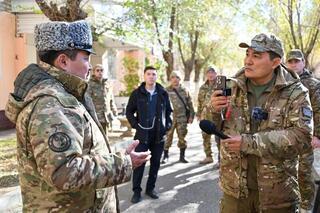 За кулисами армейской службы: журналисты побывали в воинских частях области Абай