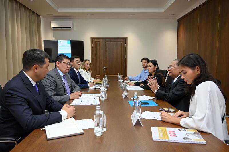 Аким области встретился с представителем Детского фонда ООН (ЮНИСЕФ) в Казахстане